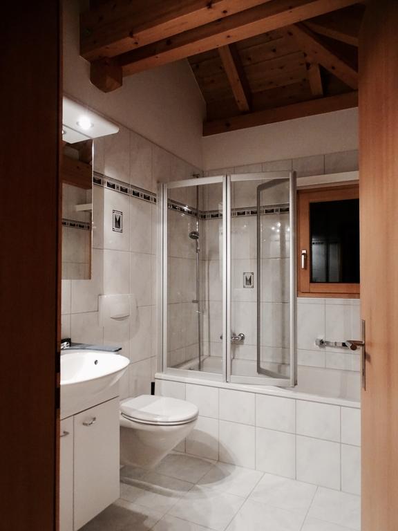 Ferienhaus Gruener Heinrich Andermatt Exteriör bild